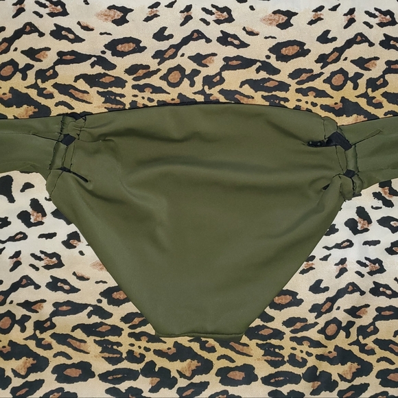 Reversible Mesh bikini bottom - Picture 7 of 7